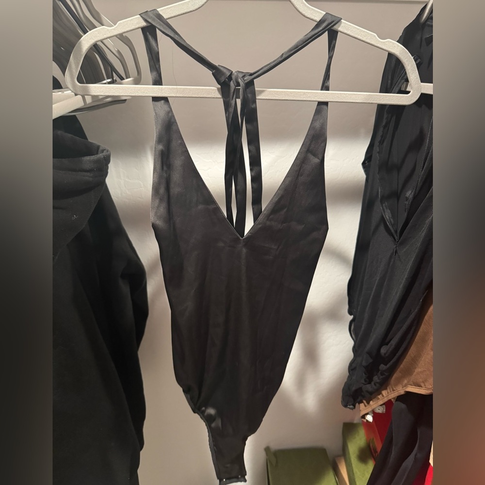 Victoria secret onsie - Picture 4 of 8